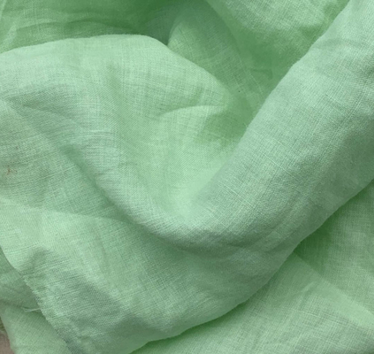 Comfortable 32S Natural Green Gauze Fabric 120gsm Cotton Gauze Fabric For Clothing