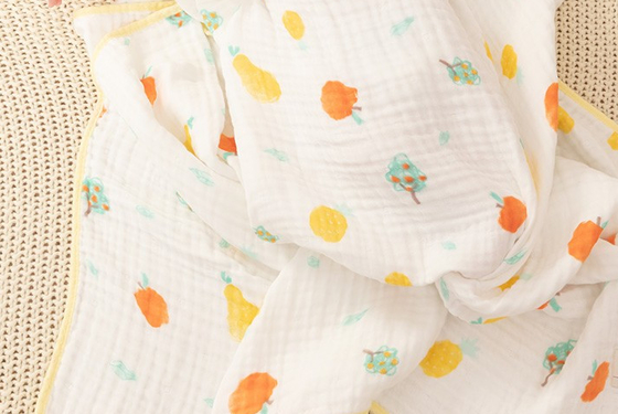 57 Inch Wide Printed Gauze Fabric 150gsm Good Water Absorption