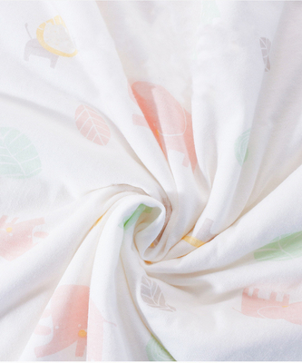Anti Static Woven 6 Layer Gauze Fabric Strawberry And Flower Pattern