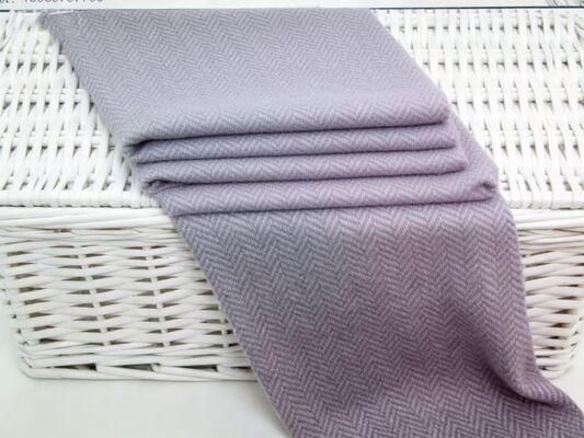 210 GSM 50% Wool 50% Polyester Suit Fabric with Invisible Check for Premium Tailoring